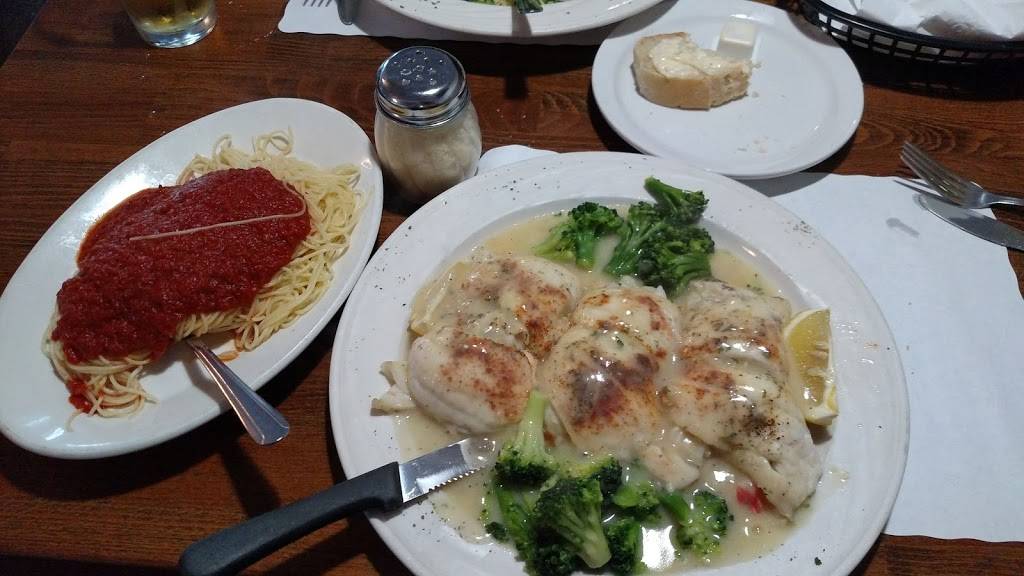 Albertos | restaurant | 814 Derby Ave, Seymour, CT 06483, USA | 2037329082 OR +1 203-732-9082