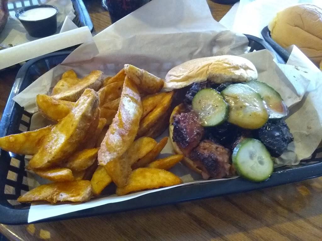 The Junction | restaurant | 12804 Santa Fe Trail Dr, Lenexa, KS 66215, USA | 9133033665 OR +1 913-303-3665