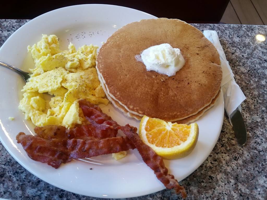 Bravo Burgers | restaurant | 1911 W Redlands Blvd, Redlands, CA 92373, USA | 9097986378 OR +1 909-798-6378