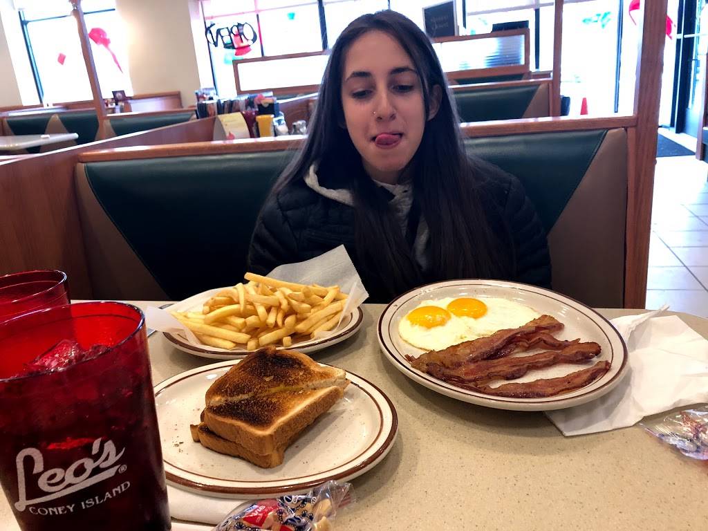 Leos Coney Island | restaurant | 7160 Orchard Lake Rd, West Bloomfield Township, MI 48822, USA | 2486269732 OR +1 248-626-9732