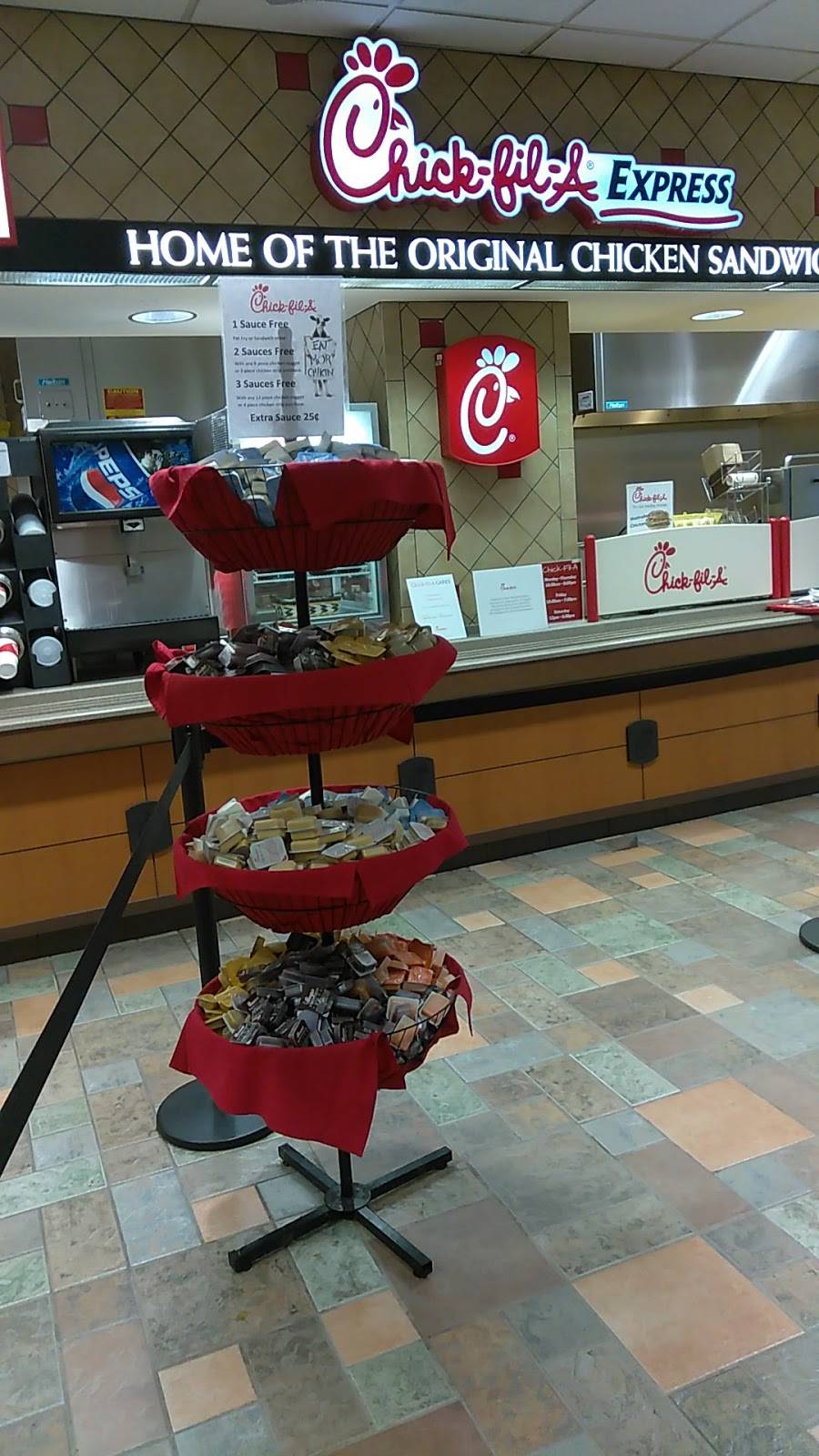 Chick-fil-A | restaurant | University Ctr Box 1170, Edwardsville, IL 62026, USA | 6186503042 OR +1 618-650-3042