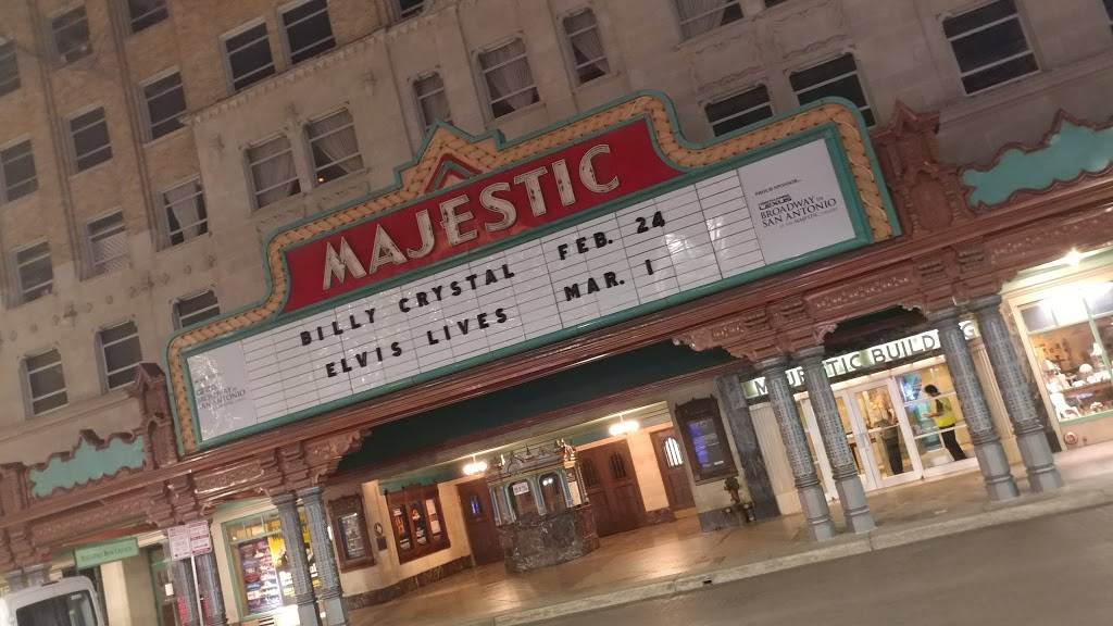 Bohanans Prime Steaks and Seafood | restaurant | 219 E Houston St, San Antonio, TX 78205, USA | 2104722600 OR +1 210-472-2600