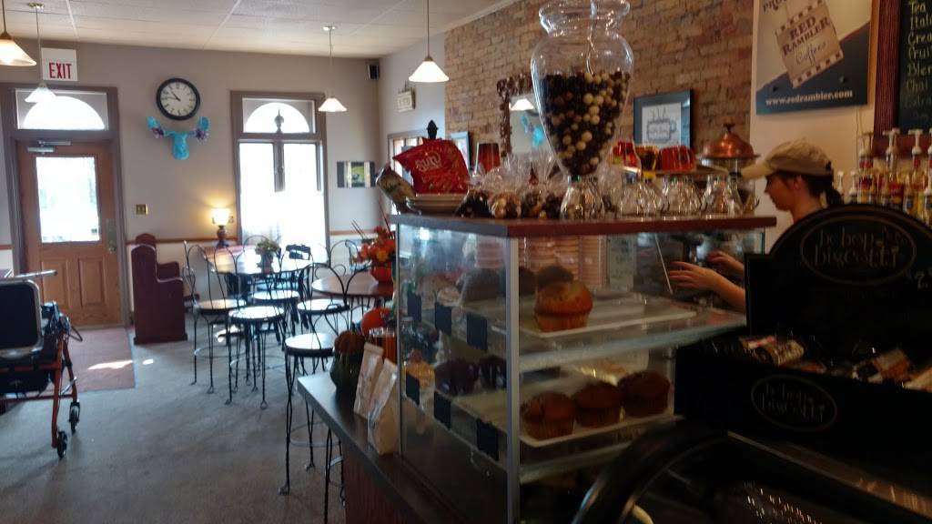 Jilly Beans Coffee House | cafe | 2 N Howell St, Hillsdale, MI 49242, USA | 5174373338 OR +1 517-437-3338