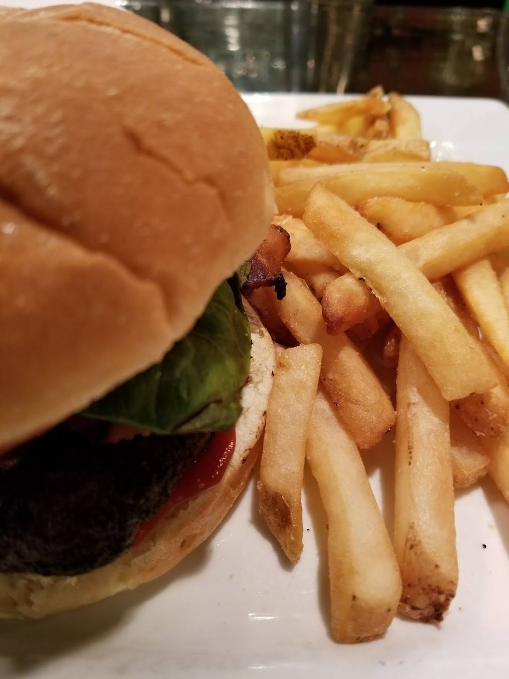 Firebrands Bar & Grill | restaurant | 8 Airport Rd, Dudley, MA 01571, USA | 5089498881 OR +1 508-949-8881