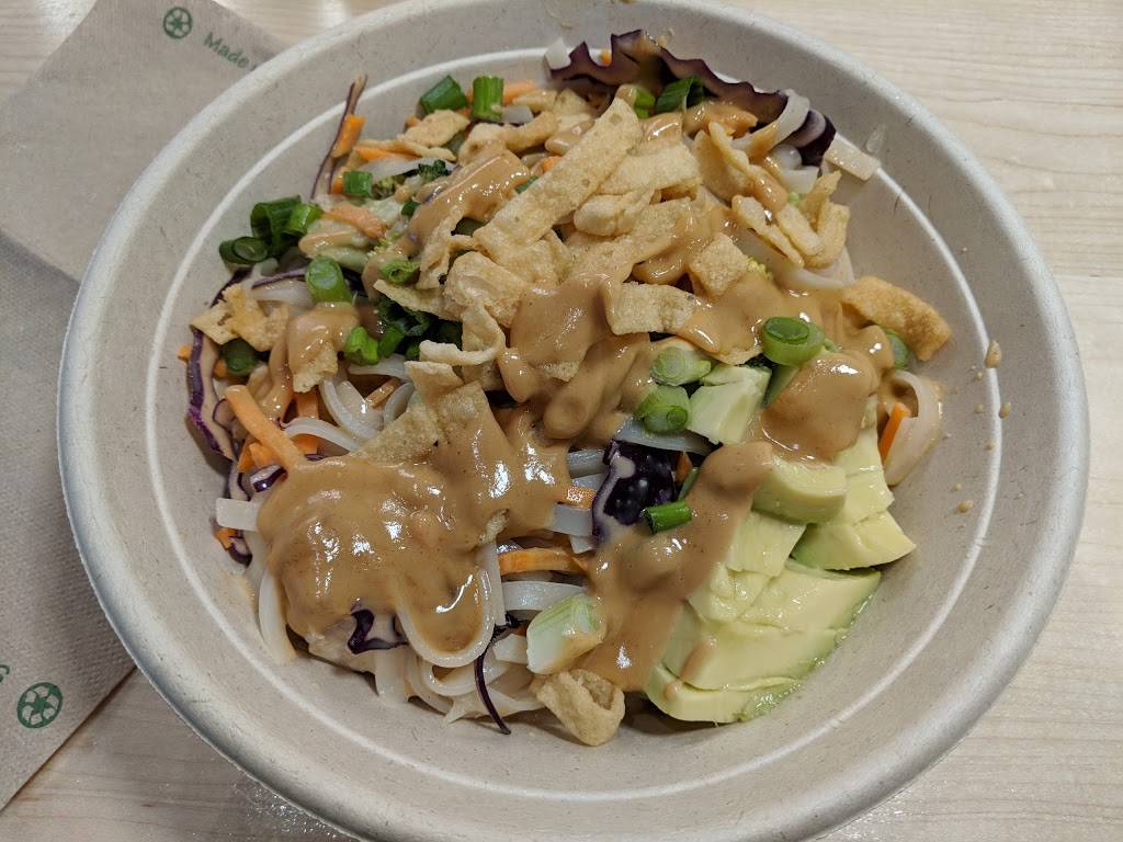 Freshii | restaurant | 1900 Eglinton Ave E, Toronto, ON M6E 2J6, Canada | 4373174293 OR +1 437-317-4293