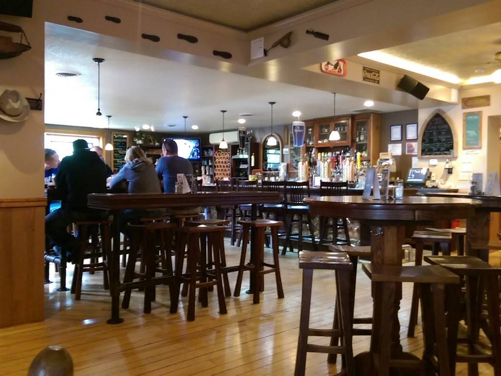 Queens Bush Pub | restaurant | 451 10th St, Hanover, ON N4N 1P7, Canada | 5193646666 OR +1 519-364-6666