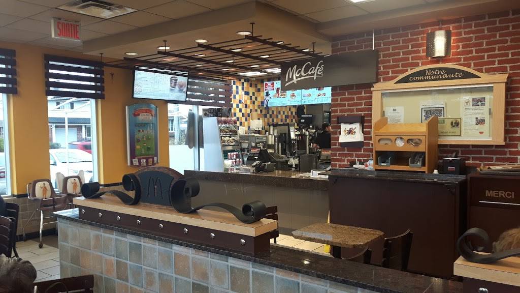 McDonalds | cafe | 2015 QC-112, Saint-Césaire, QC J0L 1T0, Canada | 4504693535 OR +1 450-469-3535