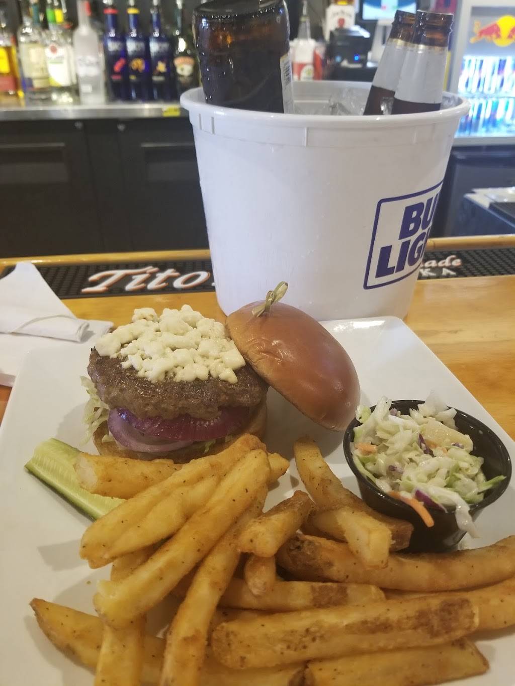 The Outpost On Gandy | restaurant | 10056 Gandy Blvd N, St. Petersburg, FL 33702, USA | 7272018535 OR +1 727-201-8535