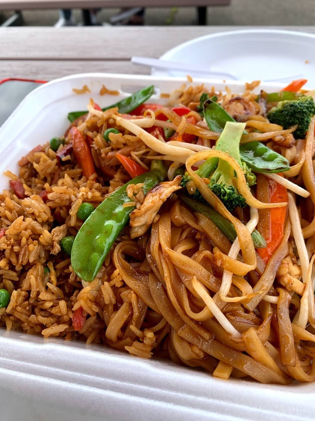 Thai Food Express | restaurant | 3170 Commercial St SE, Salem, OR 97302, USA | 5038815553 OR +1 503-881-5553