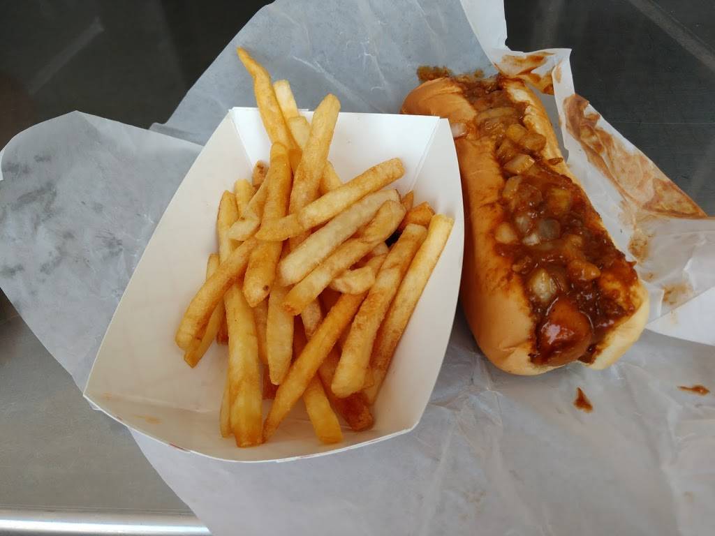 Lous Drive-In | restaurant | 4229 N Knoxville Ave, Peoria, IL 61614, USA | 3096854519 OR +1 309-685-4519