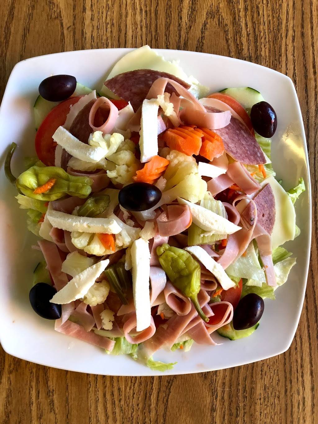 Bella Luna Pizza | restaurant | 361 Liberty St, Meriden, CT 06450, USA | 2032381380 OR +1 203-238-1380