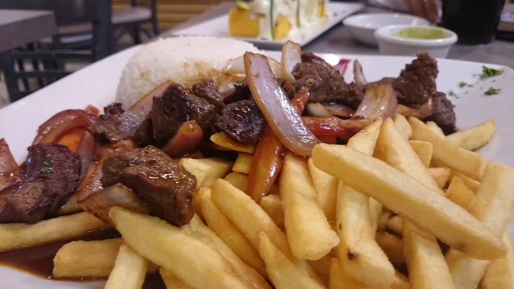 Mercado 31 Estacionamiento | restaurant | 1104 NE 164th St, North Miami Beach, FL 33162, USA | 3059473338 OR +1 305-947-3338