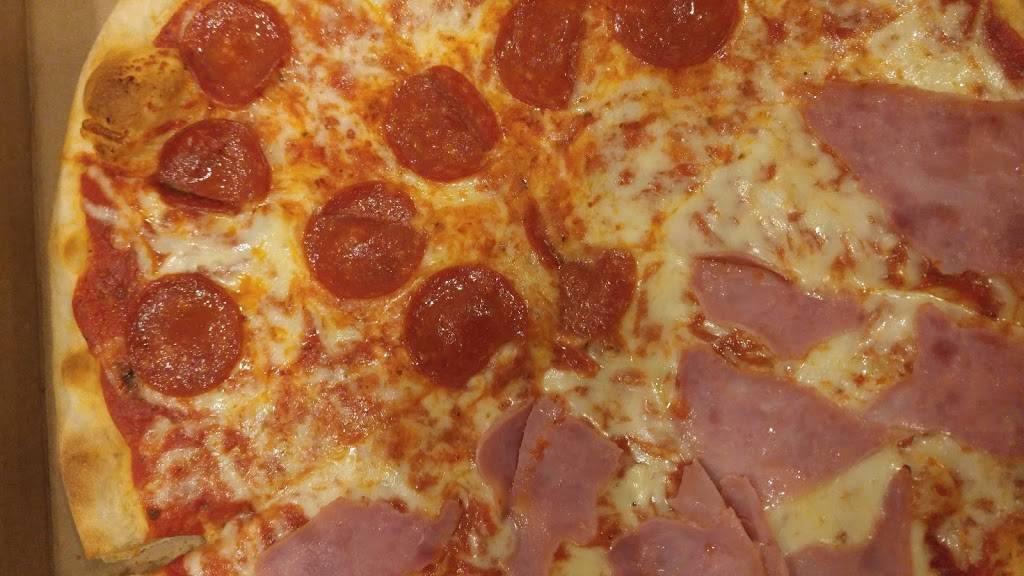 Carinis Pizzeria | restaurant | 12826 Fitzwater Dr, Nokesville, VA 20181, USA | 7035942126 OR +1 703-594-2126