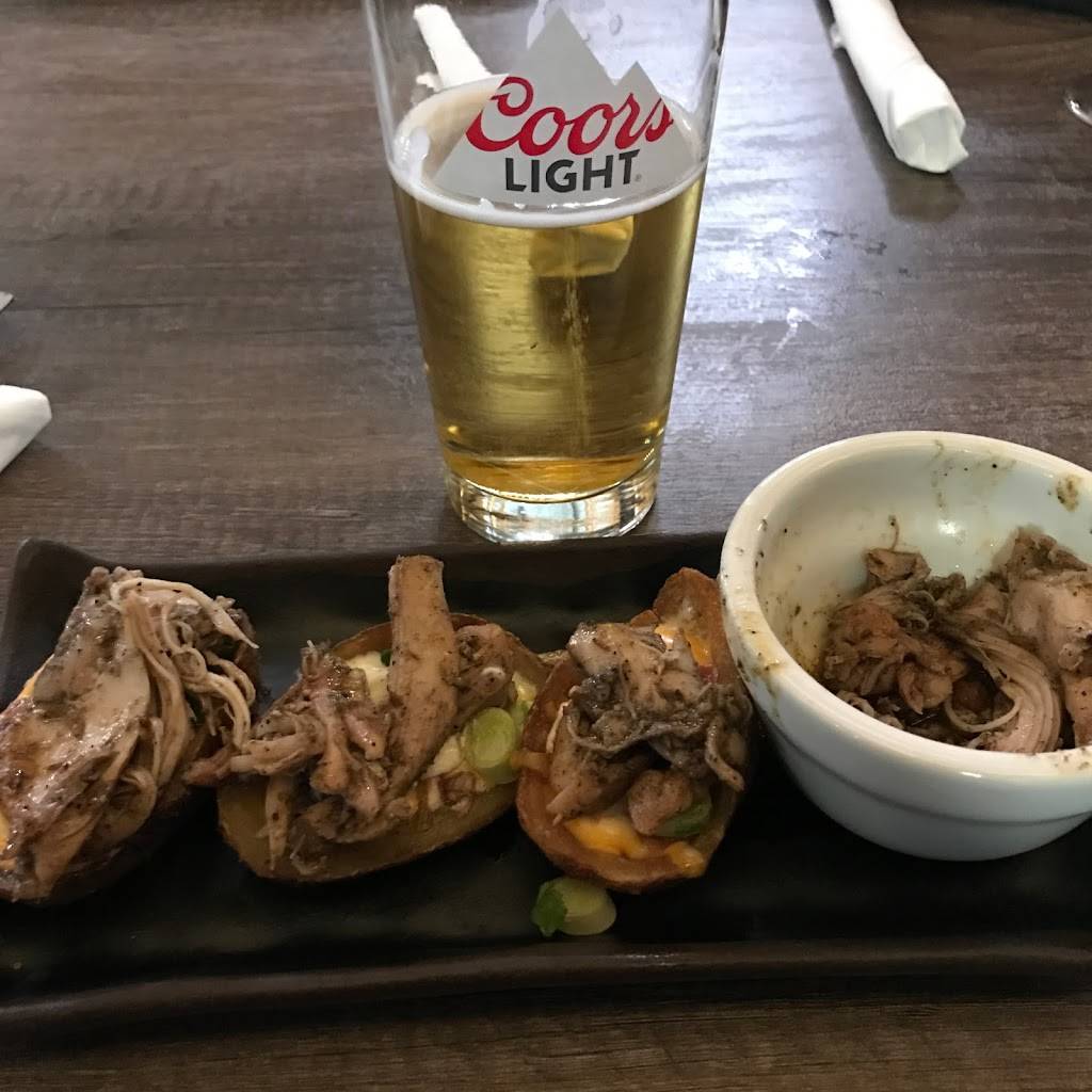 Bullwheel Pub | restaurant | 148-172 Gord Canning Dr, The Blue Mountains, ON L9Y 0V9, Canada | 8774450231 OR +1 877-445-0231