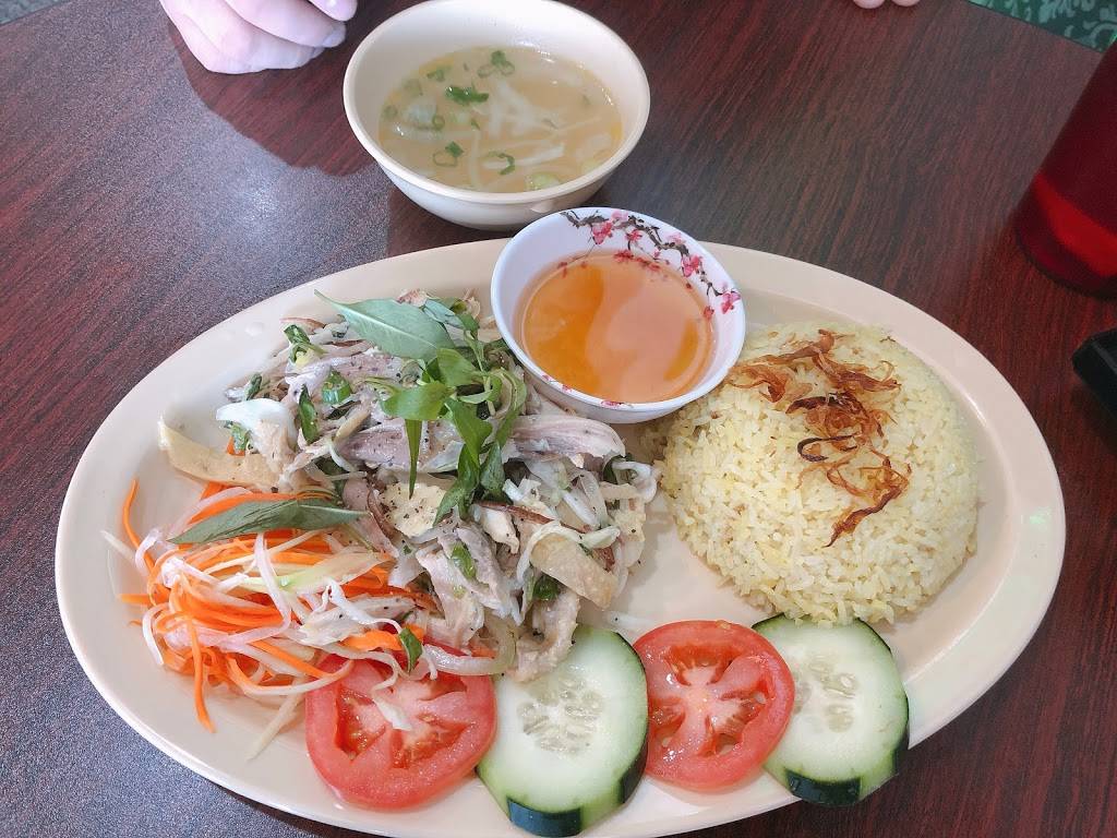 BÚN BÒ HUẾ ĐỨC CHƯƠNG MIDNITE DALLAS | restaurant | 9780 Walnut St #138, Dallas, TX 75243, USA | 9728072347 OR +1 972-807-2347