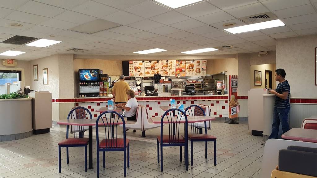 KFC | restaurant | 1251 S Woodlawn St, Wichita, KS 67218, USA | 3166183076 OR +1 316-618-3076