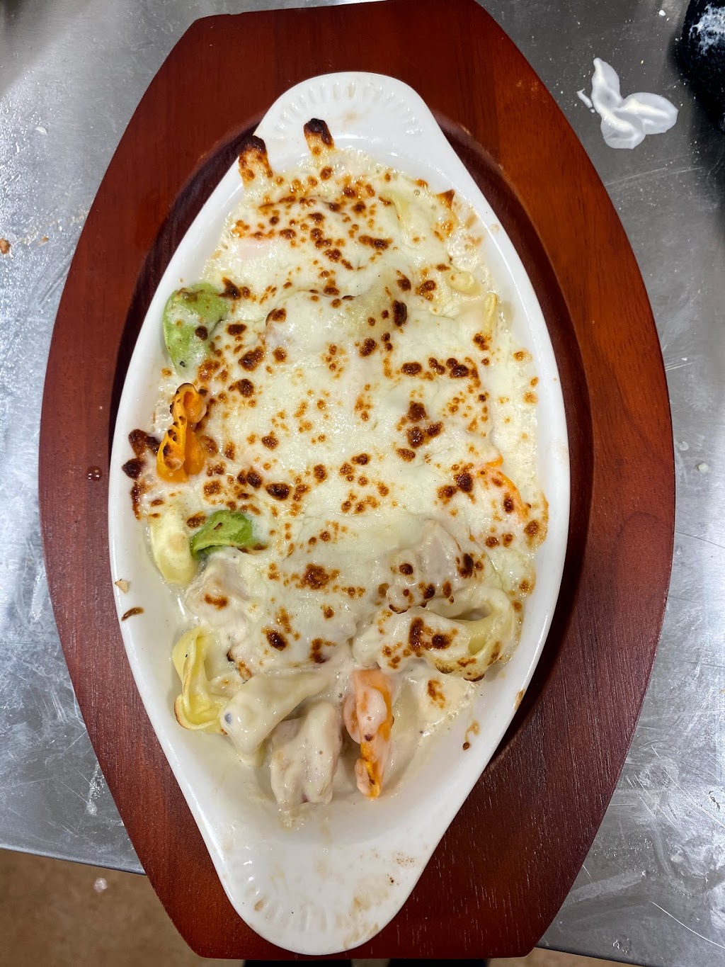 SILVER DOLLAR WINERY HILL COUNTRY | restaurant | 8264 US-290, Johnson City, TX 78636, USA | 8303087750 OR +1 830-308-7750