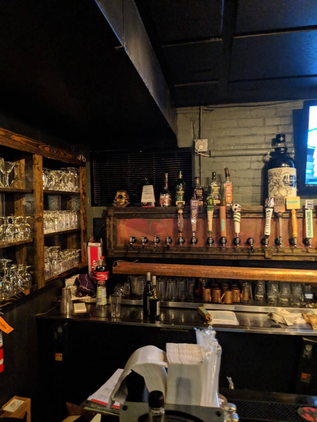 The Kraken Gastropub | restaurant | 2910 Rosewood Dr, Columbia, SC 29205, USA | 8039392146 OR +1 803-939-2146