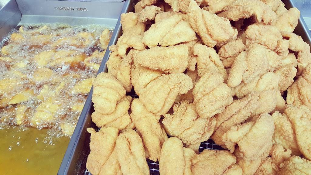 The Original Waves Inn | meal takeaway | 20351 Grand River Ave, Detroit, MI 48219, USA | 3135376000 OR +1 313-537-6000