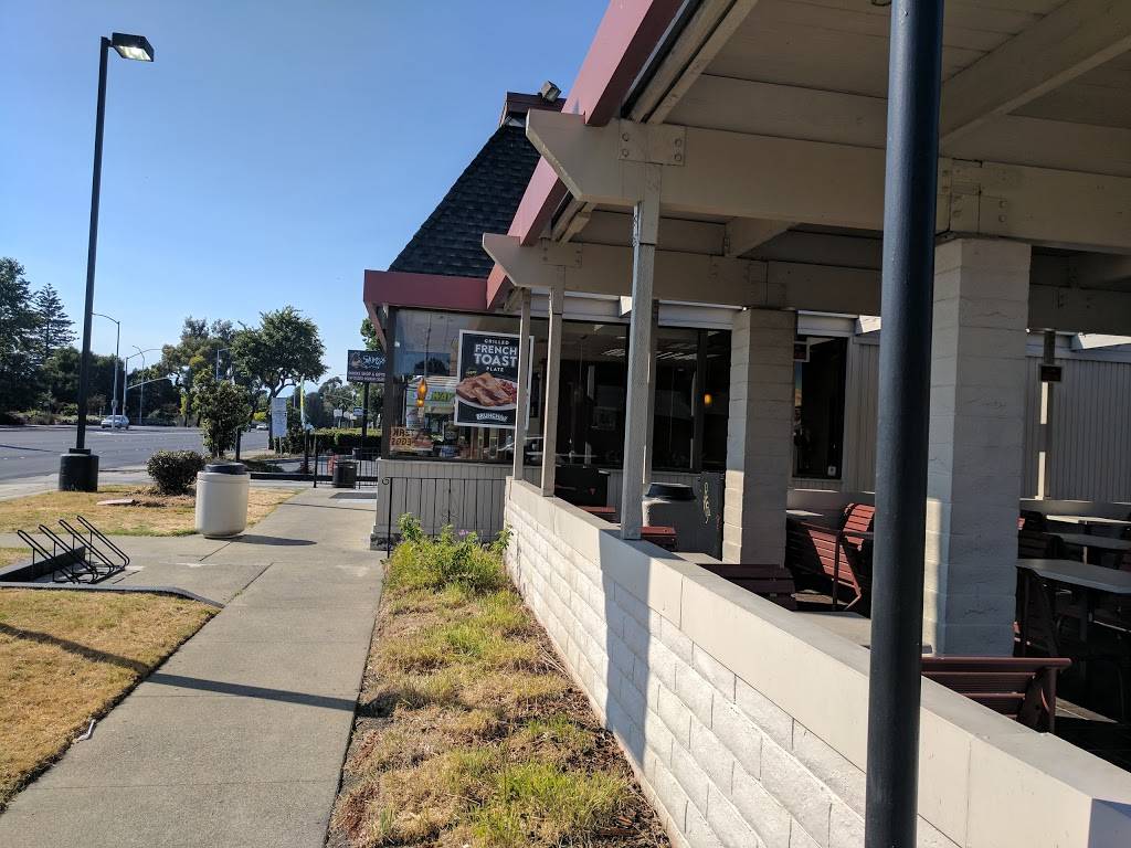 Jack in the Box | restaurant | 25198 Hesperian Blvd, Hayward, CA 94545, USA | 5108765475 OR +1 510-876-5475