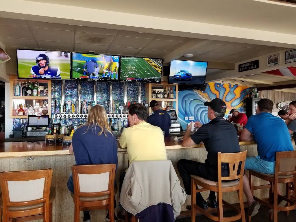 Cardiff Beach Bar @ Tower 13 | restaurant | 2633 S Coast Hwy 101, Cardiff, CA 92007, USA | 7606351200 OR +1 760-635-1200