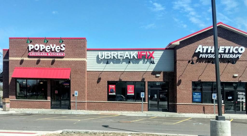 Popeyes Louisiana Kitchen | restaurant | 4324 W Saginaw Hwy, Lansing, MI 48917, USA | 5177963153 OR +1 517-796-3153