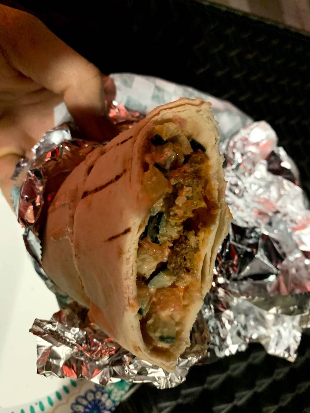 Falafel Tazah | restaurant | 256 Redwood Shores Pkwy, Redwood City, CA 94065, USA | 6506229983 OR +1 650-622-9983