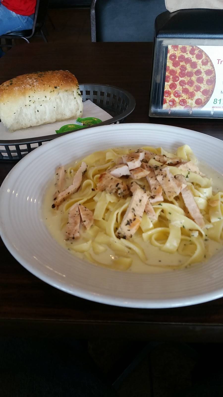 Trio Pizza Pasta | meal delivery | 1301 E Debbie Ln STE 106, Mansfield, TX 76063, USA | 8174731115 OR +1 817-473-1115