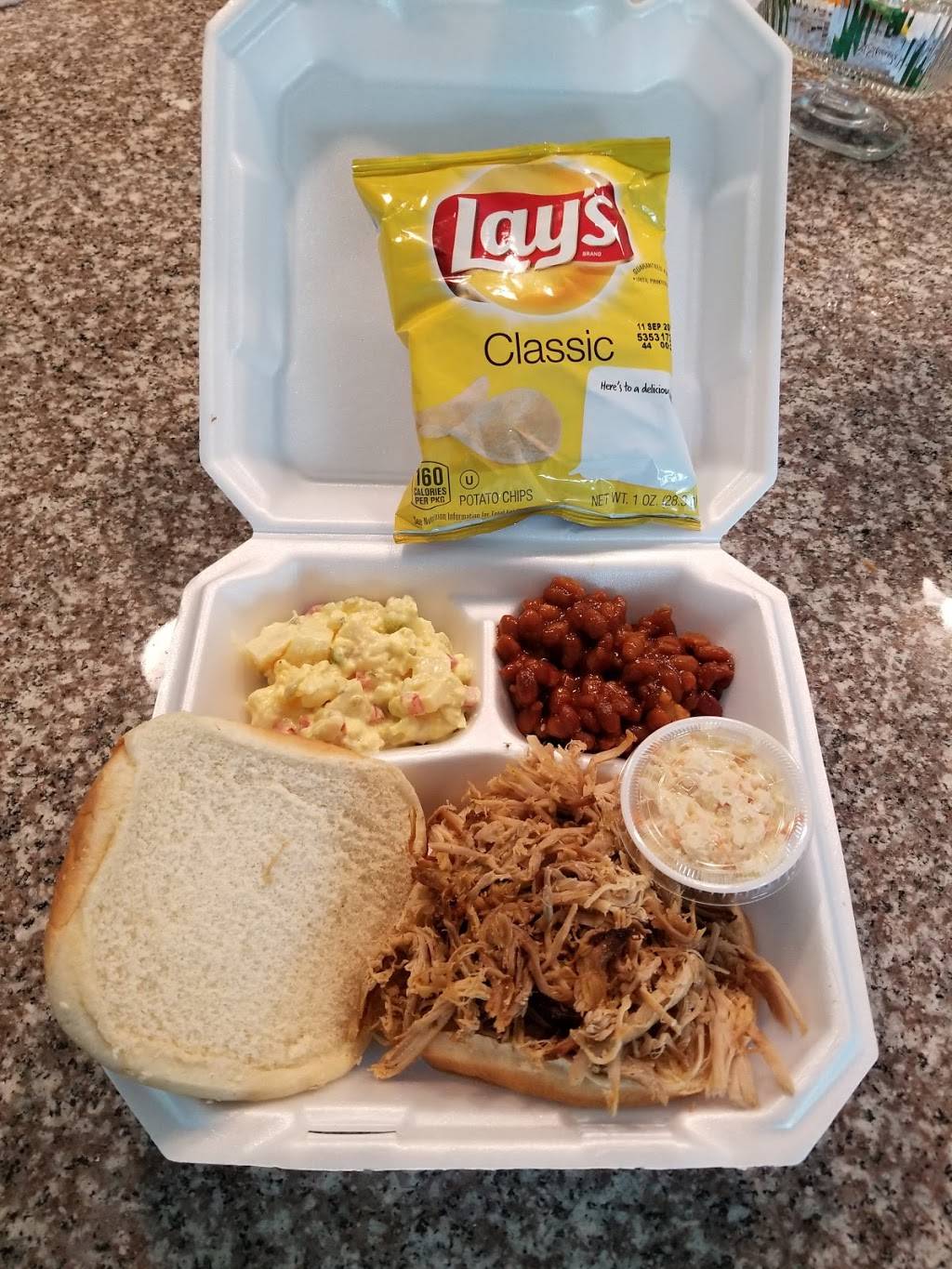 Pee Wees Rockin Dogs | meal takeaway | 2859 Holster Way, Orlando, FL 32822, USA | 4079562338 OR +1 407-956-2338