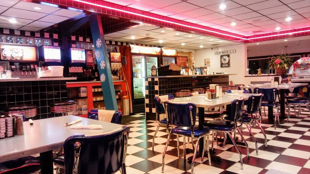 Misty Moonlight Diner | restaurant | 565 Dalton Ave, Pittsfield, MA 01201, USA | 4134992483 OR +1 413-499-2483