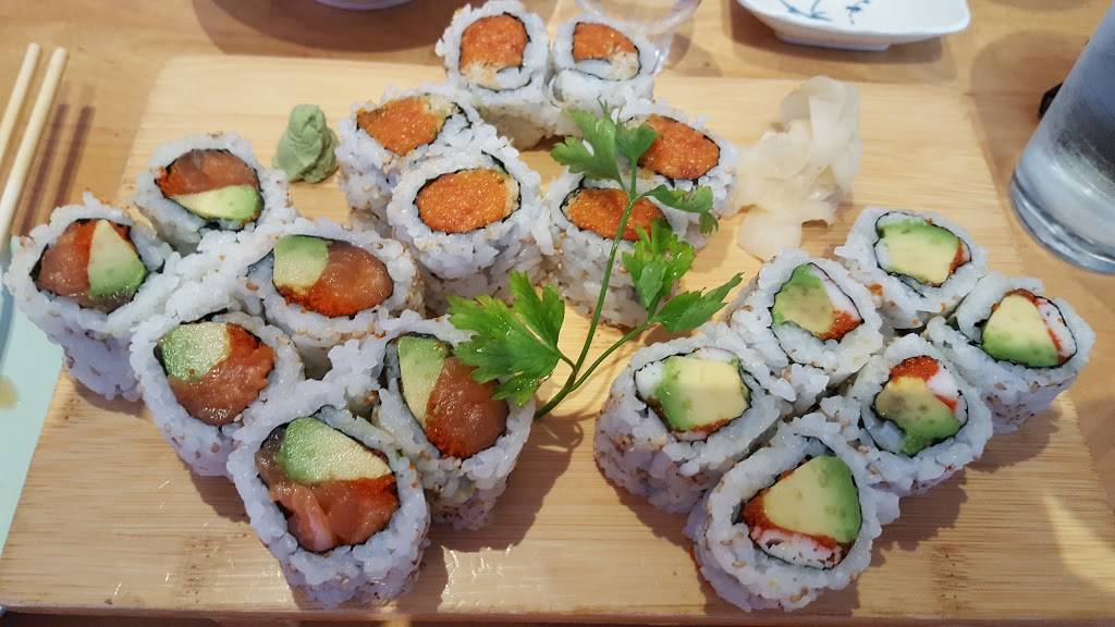 Endo Sushi | restaurant | 2159, 3000 Washington Blvd, Arlington, VA 22201, USA | 7032437799 OR +1 703-243-7799