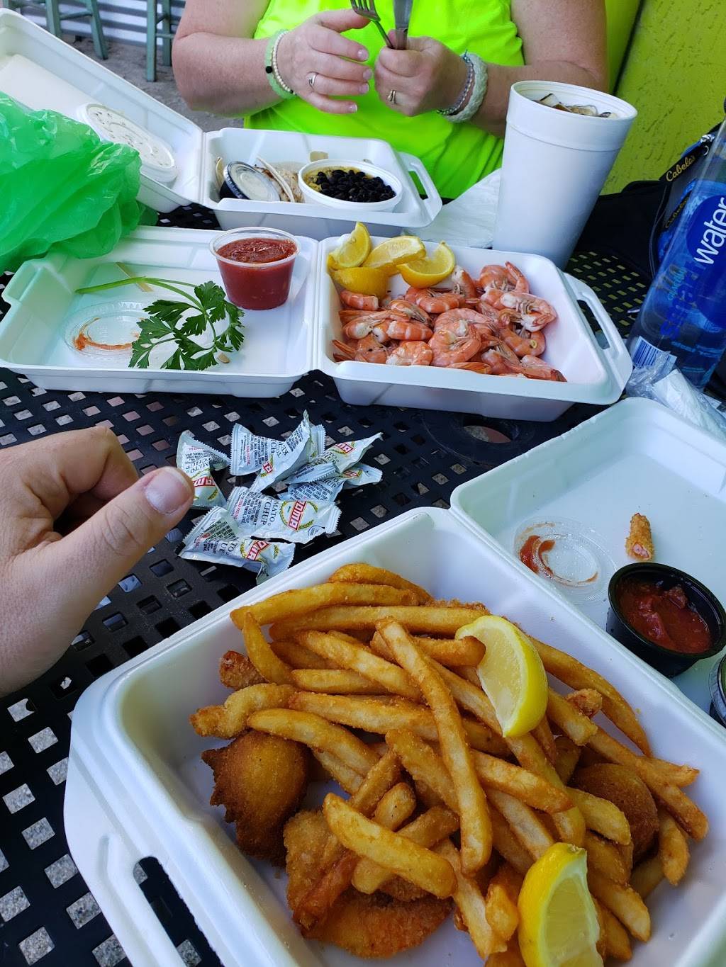 Islamorada Shrimp Shack | restaurant | 81901 Overseas Hwy, Islamorada, FL 33036, USA | 3056648433 OR +1 305-664-8433