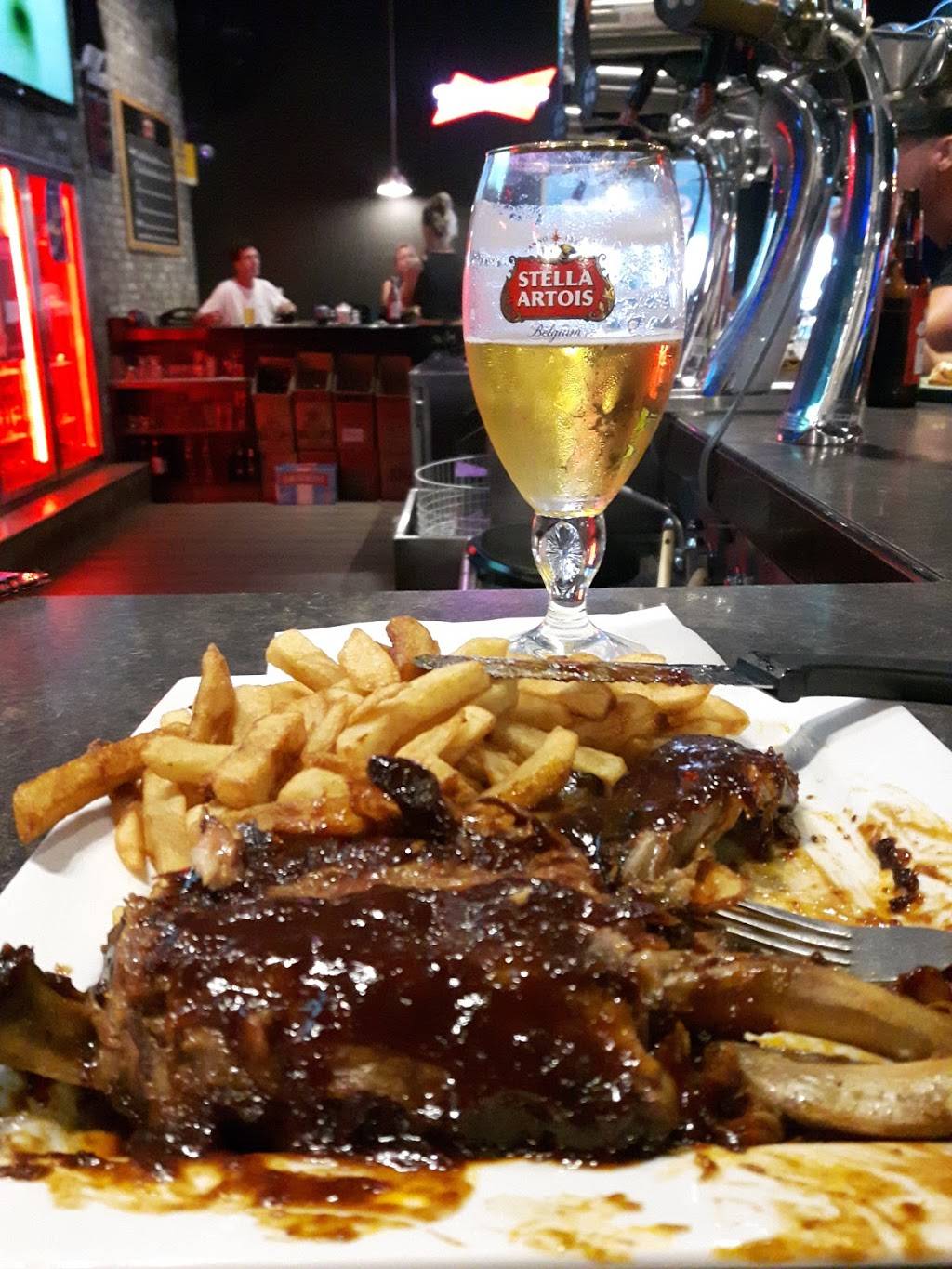 Pub Resto Broue | restaurant | 387 Boulevard Armand-Paris, Québec, QC G1C 7T2, Canada | 4186611202 OR +1 418-661-1202