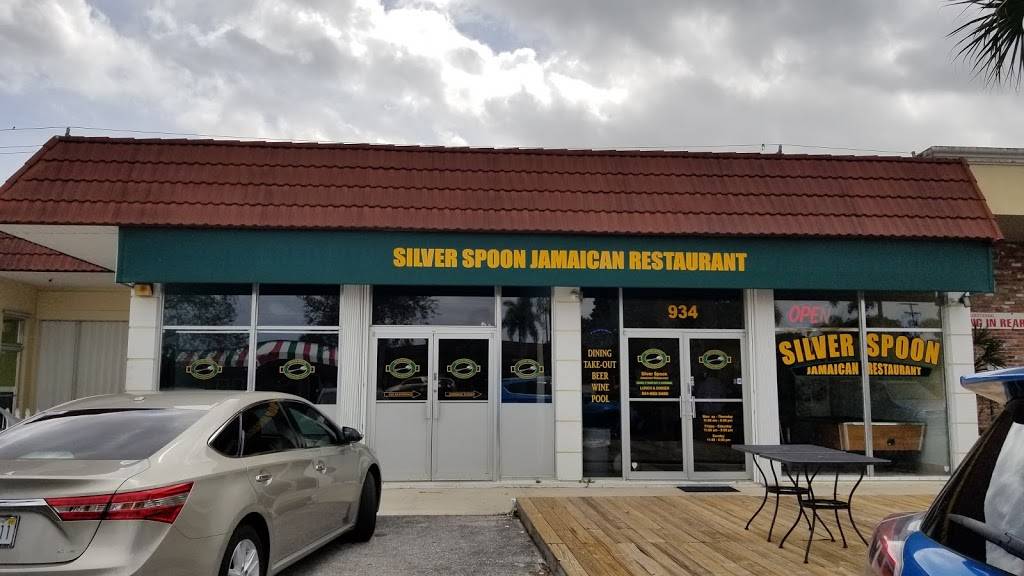 Silver Spoon | restaurant | 940 Park Ave, Lake Park, FL 33403, USA | 5618822400 OR +1 561-882-2400