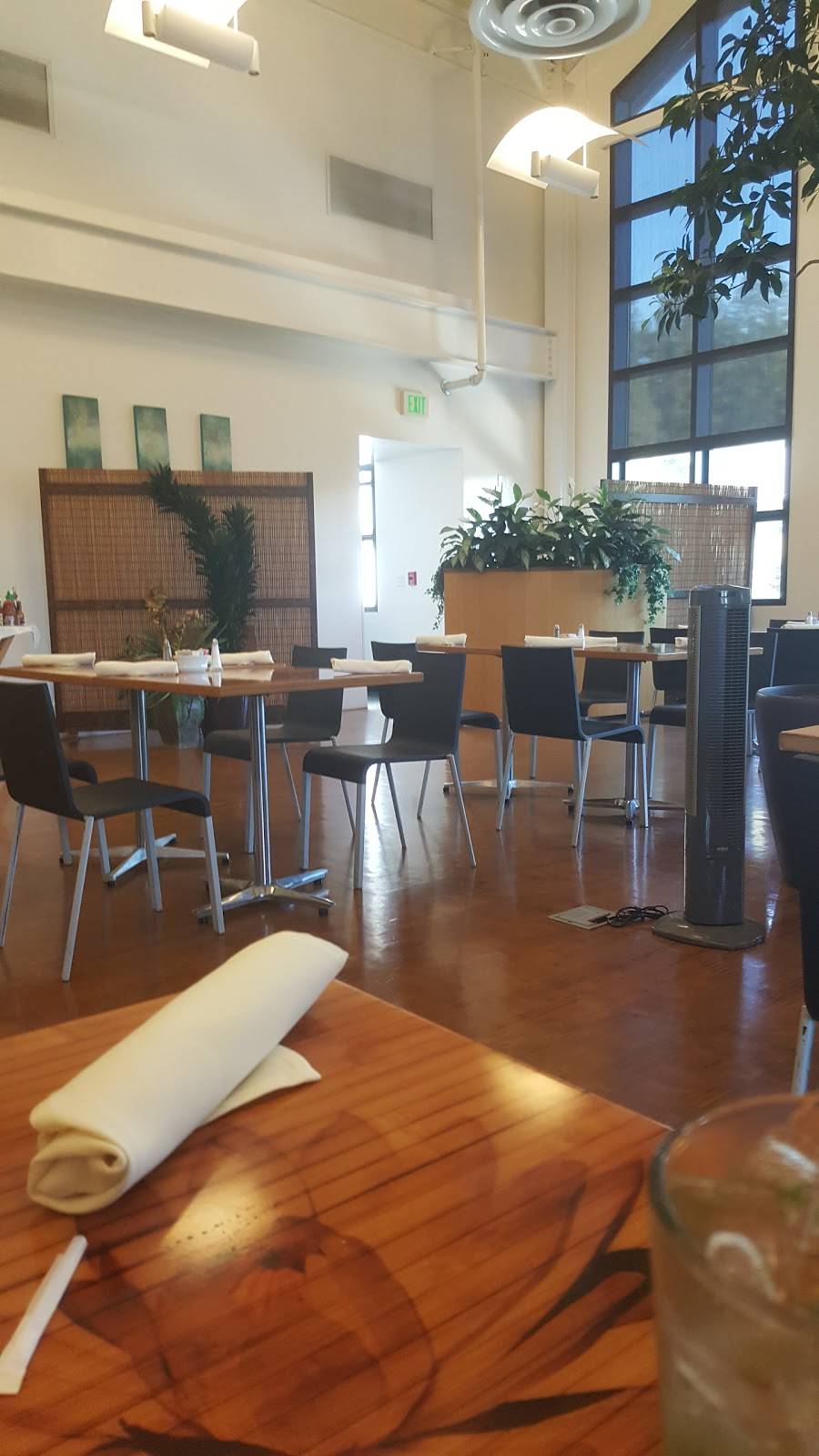 Terra Fresca Restaurant | restaurant | 2 College Nine Road, Santa Cruz, CA 95064, USA | 8315028563 OR +1 831-502-8563