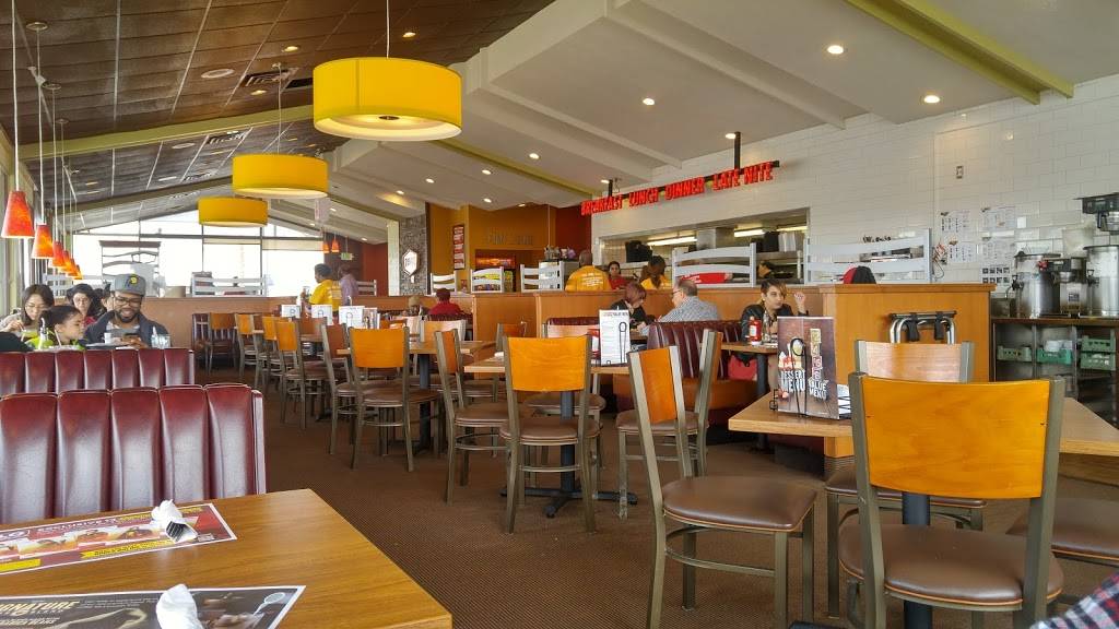 Dennys | restaurant | 6288 E 82nd St, Indianapolis, IN 46250, USA | 3178494867 OR +1 317-849-4867