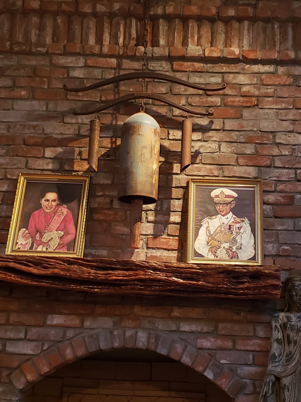 Tara Fine Thai Cuisine | restaurant | 115 S Cortez St, Prescott, AZ 86303, USA | 9287723249 OR +1 928-772-3249