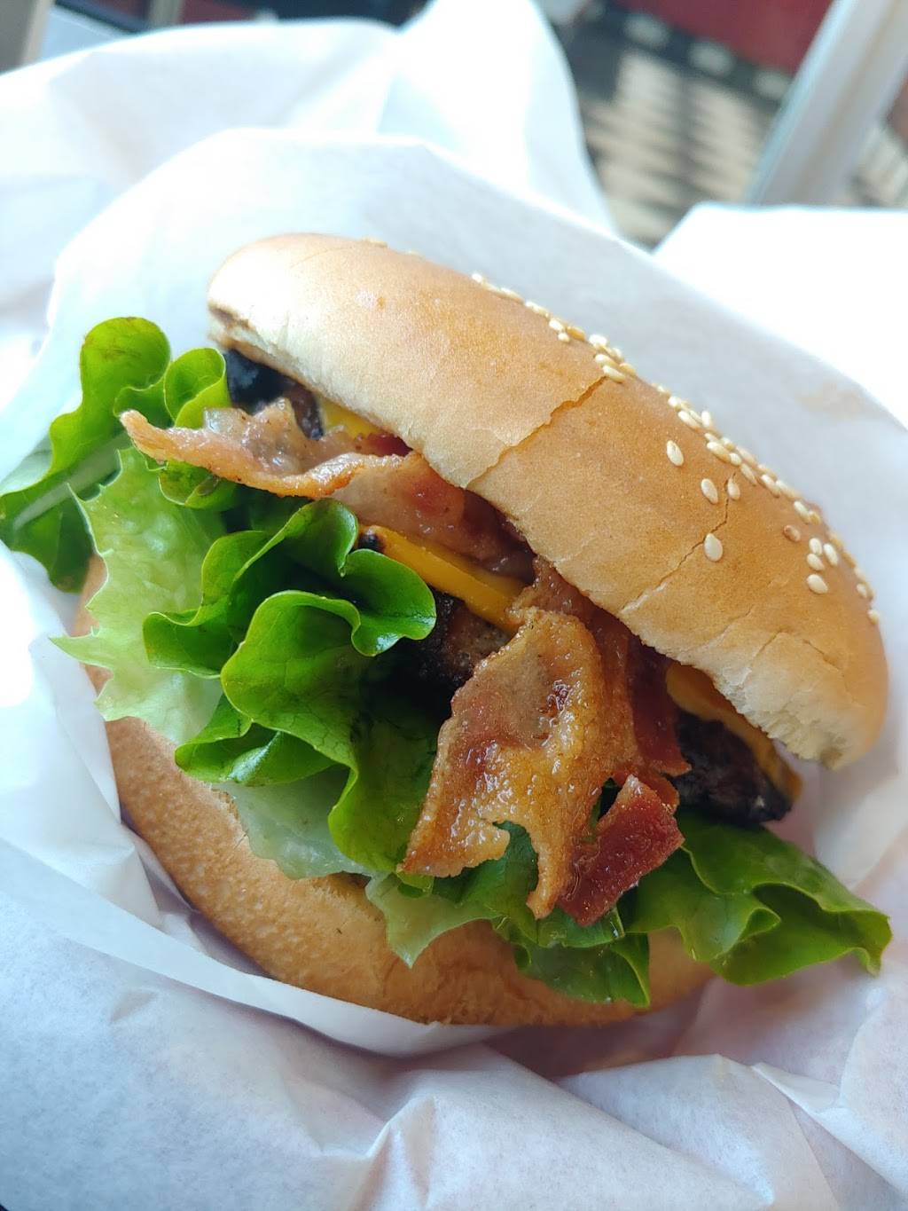 Brea’s Best Burgers | restaurant | 707 S Brea Blvd, Brea, CA 92821, USA | 7149902615 OR +1 714-990-2615