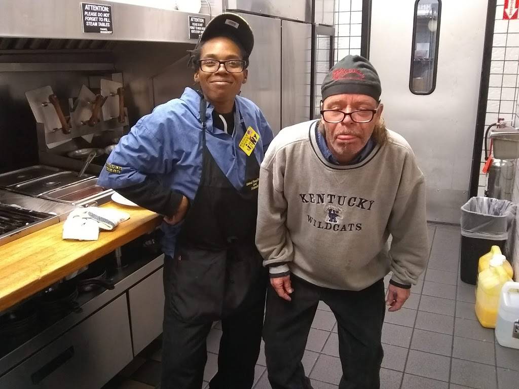 Little Caesars Pizza | meal takeaway | 3601 Walden Dr, Lexington, KY 40517, USA | 8592737300 OR +1 859-273-7300