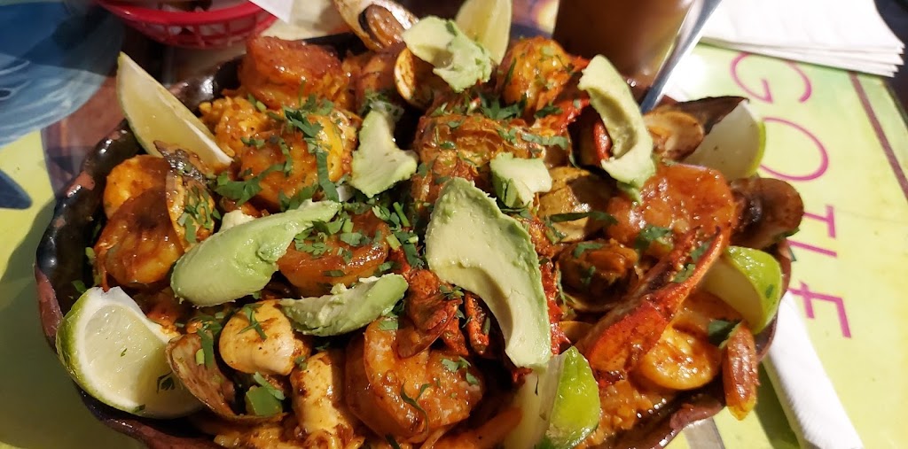 Fiesta Garibaldi | restaurant | 821 W Lincoln Ave, Milwaukee, WI 53215, USA | 4146454552 OR +1 414-645-4552