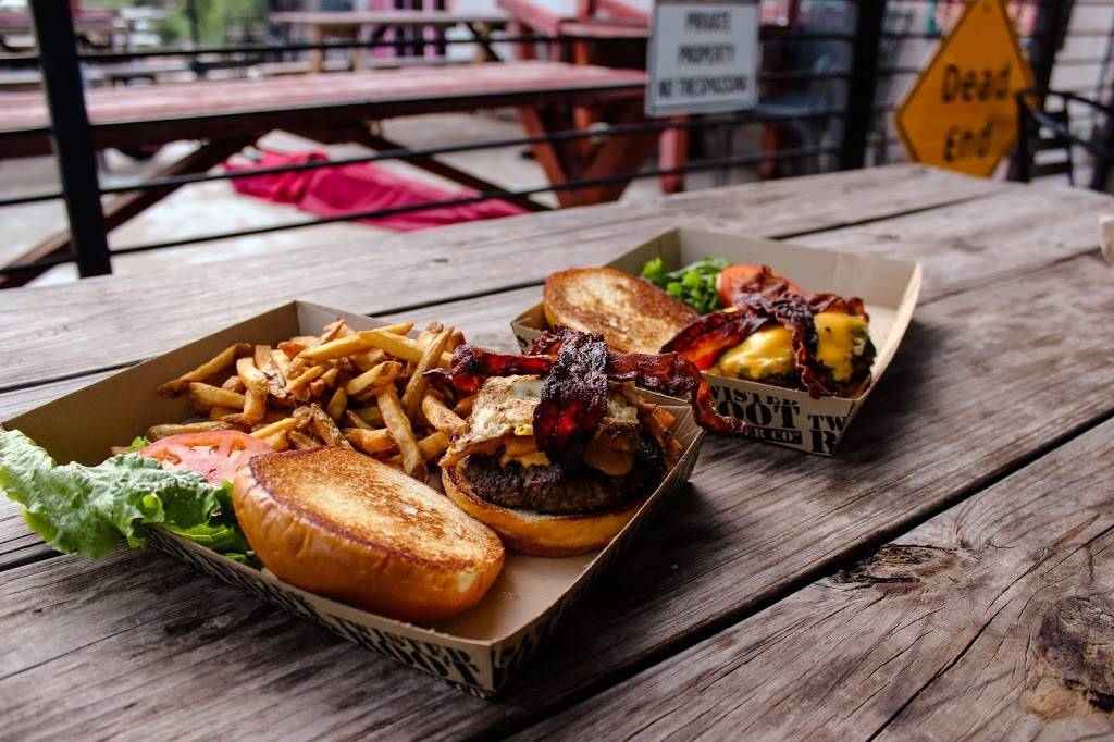 Twisted Root Burger Co. | restaurant | 2615 Commerce St, Dallas, TX 75226, USA | 2147417668 OR +1 214-741-7668