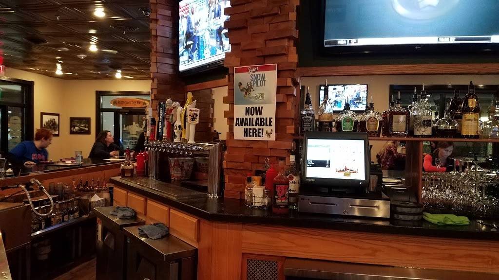 Lumberyard Bar & Grill | restaurant | 1651 N Central Ave, Marshfield, WI 54449, USA | 7153871920 OR +1 715-387-1920