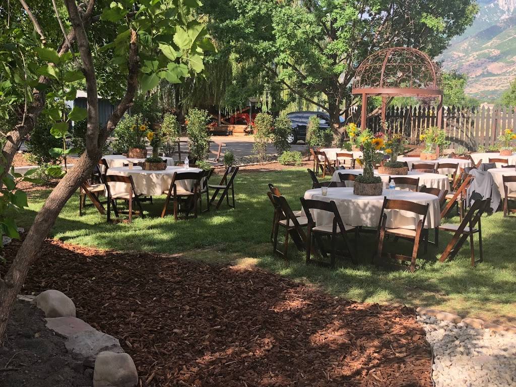 Chestnut Pines | restaurant | 12825 S Fort St, Draper, UT 84020, USA | 3857871078 OR +1 385-787-1078