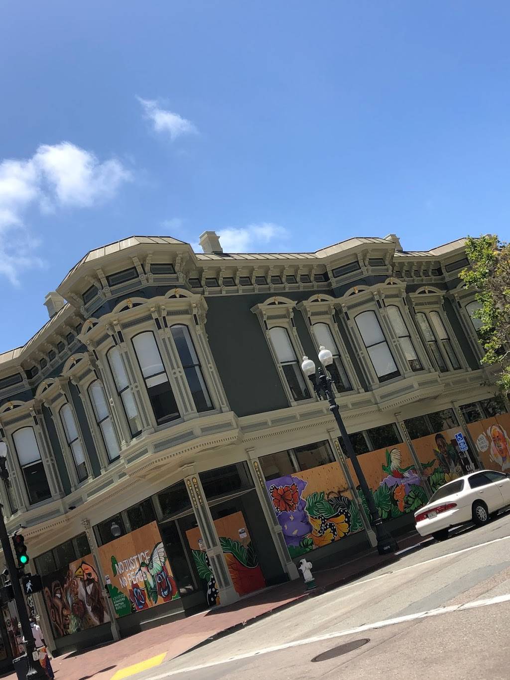 Cafe Gabriela | cafe | 988 Broadway, Oakland, CA 94607, USA | 5107632233 OR +1 510-763-2233