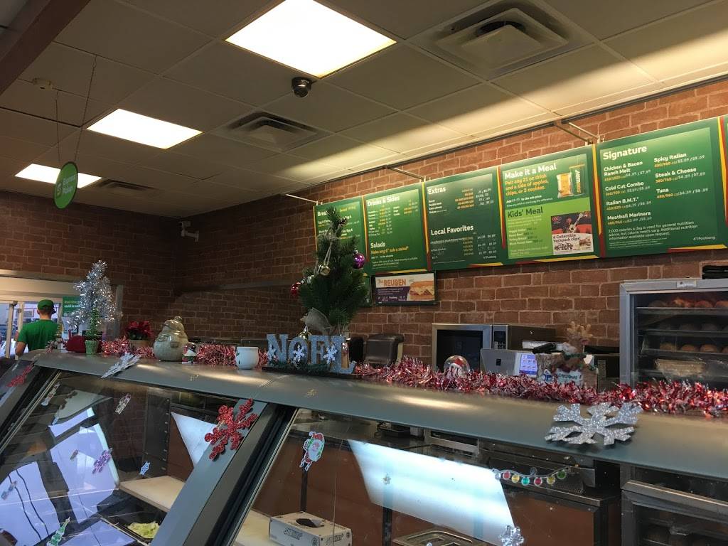 Subway | restaurant | 928 N Mulberry St, Elizabethtown, KY 42701, USA | 2707377336 OR +1 270-737-7336