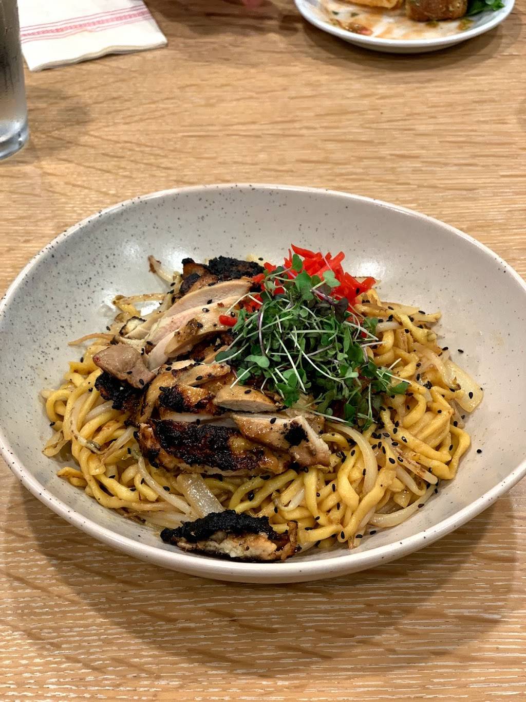 Redfish Poke Bar | restaurant | 685 Auahi St, Honolulu, HI 96813, USA | 8085326420 OR +1 808-532-6420