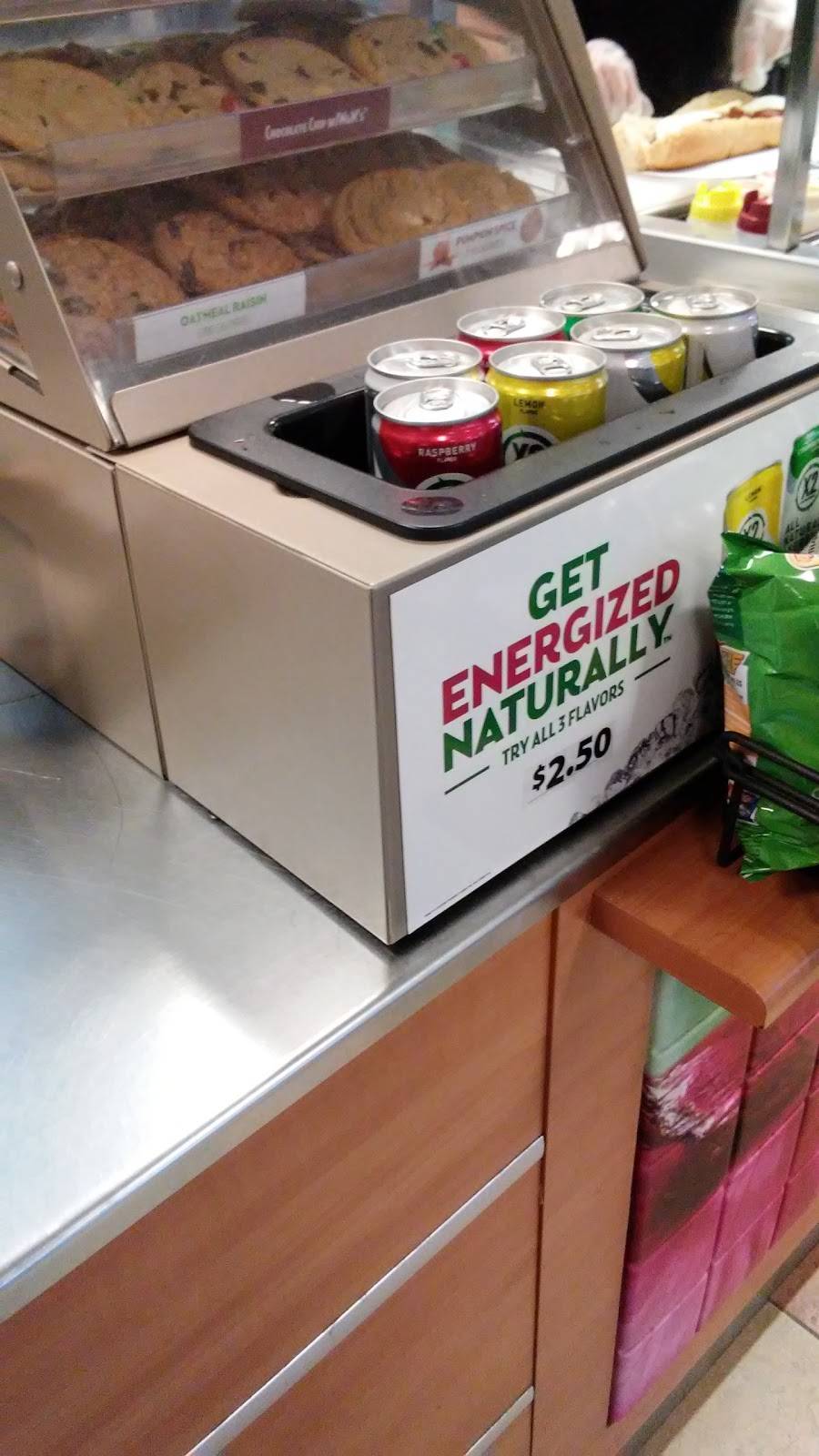 Subway | restaurant | 600 W Pearl St, Tremont, IL 61568, USA | 3099257600 OR +1 309-925-7600