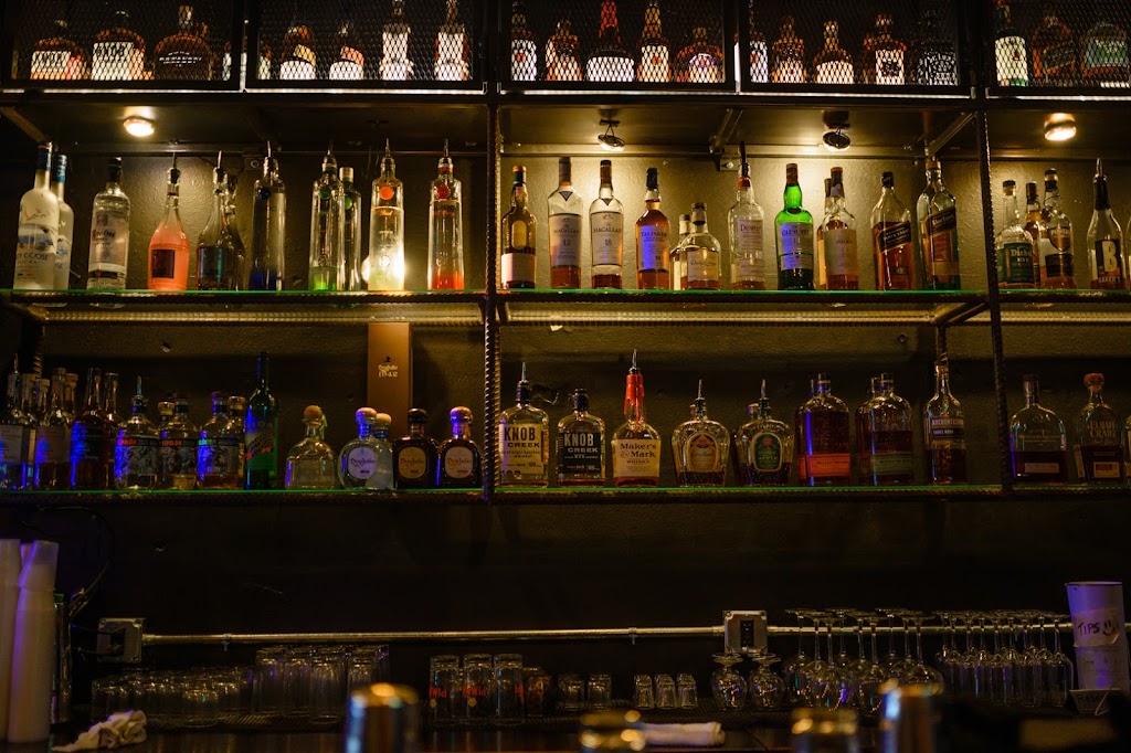 re:bar | night club | 2130 E 9th St, Cleveland, OH 44115, USA | 2164654268 OR +1 216-465-4268