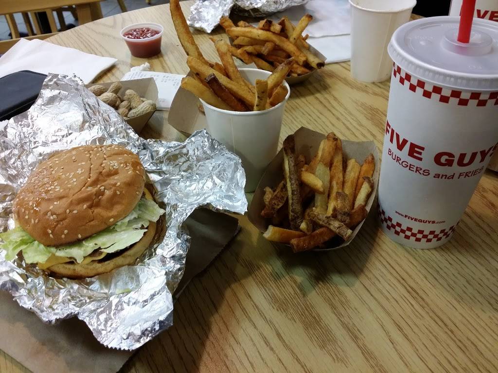 Five Guys | meal takeaway | 2254 S Shore Center, Alameda, CA 94501, USA | 5107691788 OR +1 510-769-1788