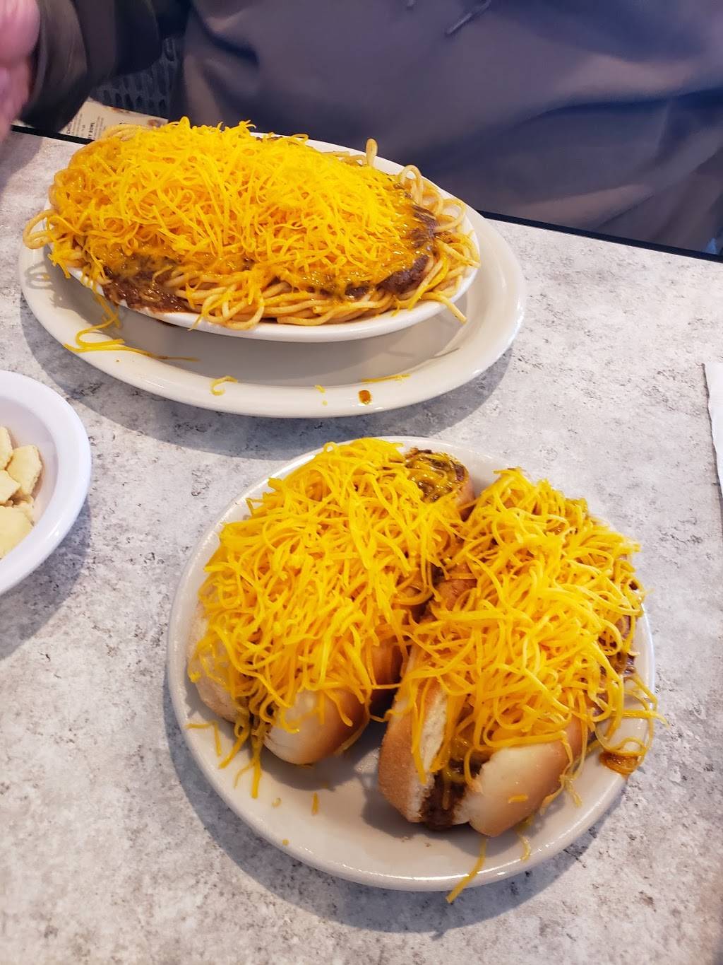 Skyline Chili | restaurant | 7603 Old Troy Pike, Huber Heights, OH 45424, USA | 9372336005 OR +1 937-233-6005
